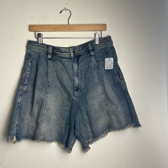 Free people High Waist Shorts size 30 - Picture 1 of 6